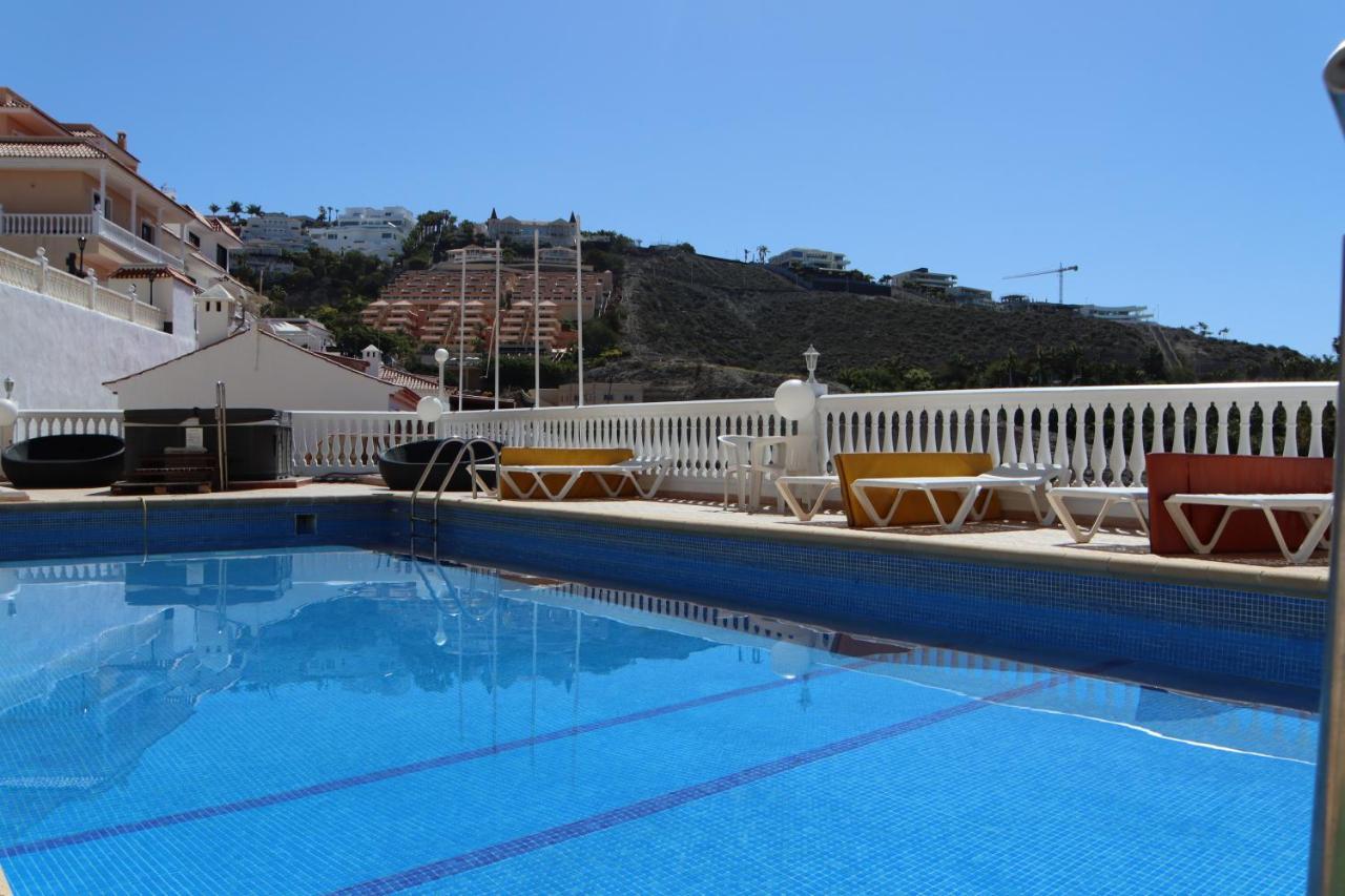 Florida Park Club (Adults Only) Appartement Costa Adeje  Buitenkant foto