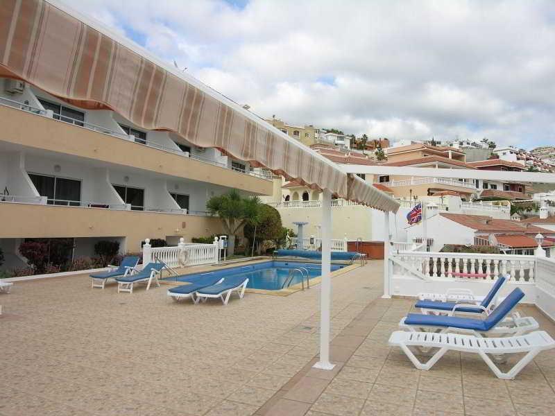 Florida Park Club (Adults Only) Appartement Costa Adeje  Buitenkant foto